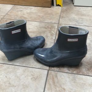 Ankle wedge rain boots